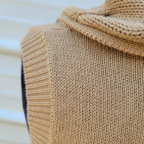 Chadwicks Cardigan Womens Beige Tan Single Button Sleeveless Knit Cover Top Sz M - Picture 4 of 11